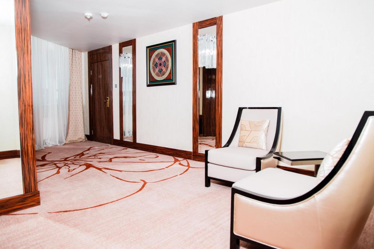 Boutique Hotel Health Club&Spa Grand Prix Astana Zewnętrze zdjęcie